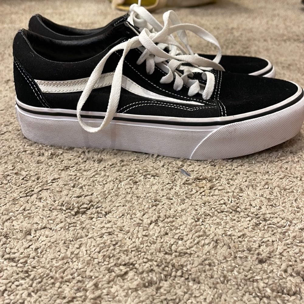 Black and White Vans - Picture 4 of 7